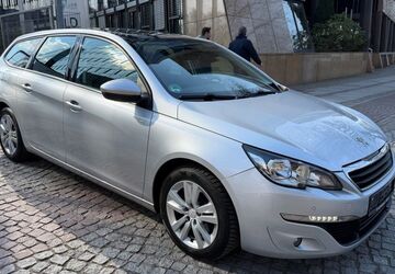 Peugeot 308 223.000 km 4.999 &euro; Berlin 10553