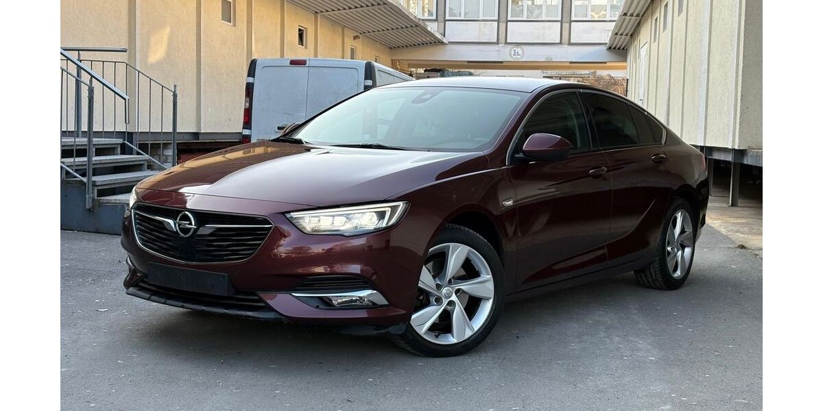 Opel Insignia 112.000 km 11.999 &euro; Berlin 12057