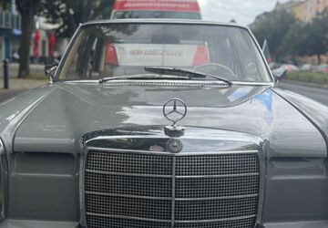 Mercedes-Benz E 220 40.872 km 20.999 &euro; Berlin 13591