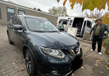 Nissan X-Trail 157.000 km 13.999 &euro; Berlin 12679