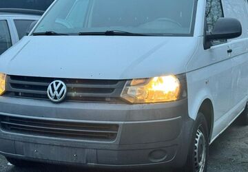 VW T5 Transporter 230.000 km 5.900 &euro; Berlin 12353