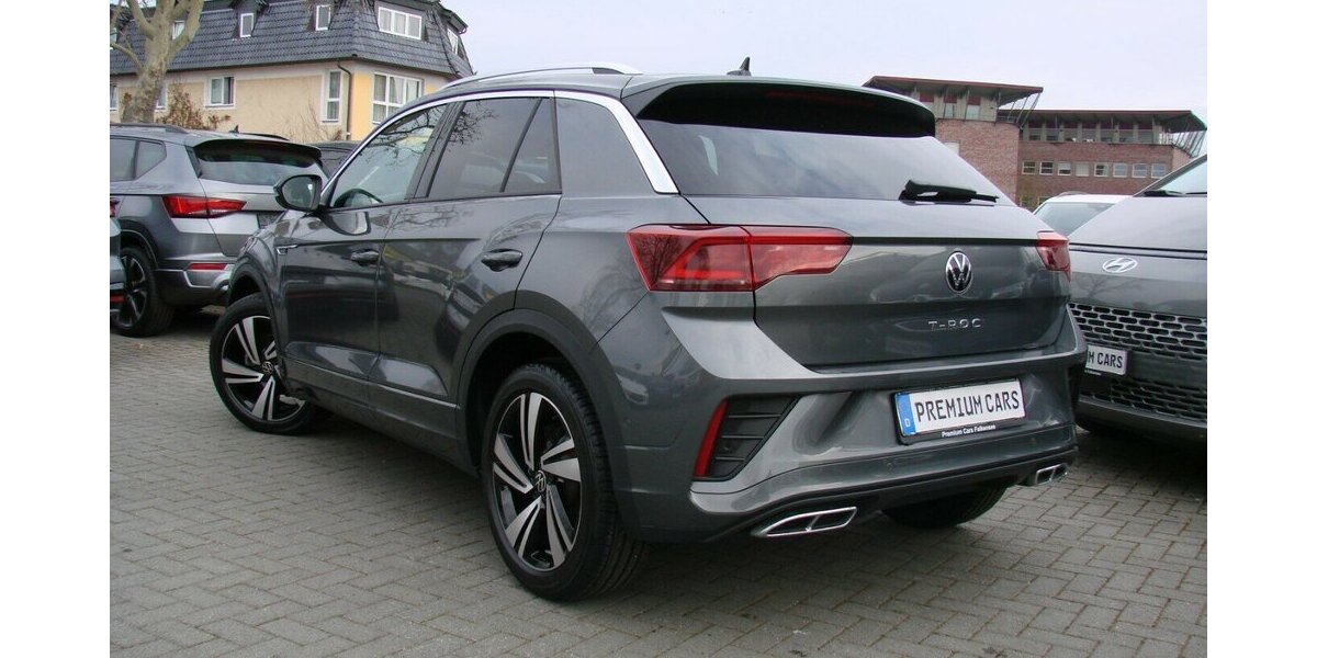 VW T-Roc 1.5TSi R-Line BMT IQ-Light ACC AHK Digital C 11.011 km 28.980 &euro; Falkensee 14612
