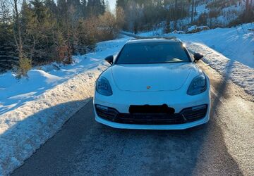 Porsche Panamera 90.000 km 54.800 &euro; Berlin 14059