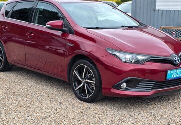 Toyota Auris 59.679 km 16.999 &euro; Berlin 13589