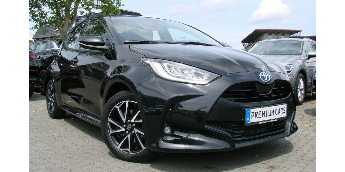 Toyota Yaris 1.5 Hybrid Team Deutschland LED ACC Kamera 19.989 km 19.980 &euro; Falkensee 14612