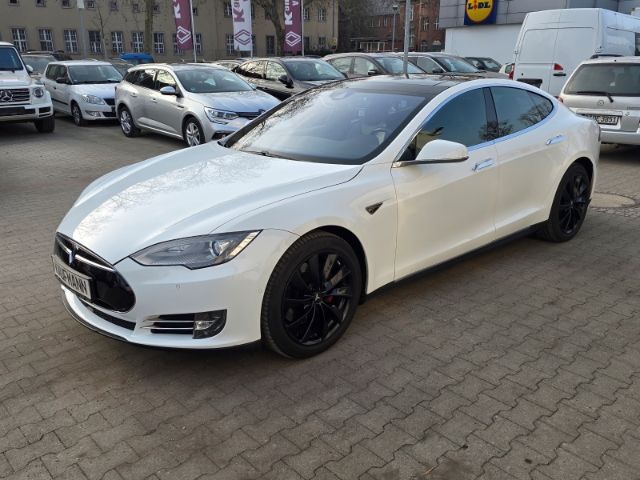 Tesla Model S 206.000 km 15.980 &euro; Berlin 12247