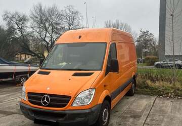 Mercedes-Benz Sprinter 220.000 km 10.000 &euro; Berlin 10247