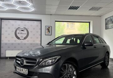 Mercedes-Benz C 400 95.000 km 25.990 &euro; Berlin 10829