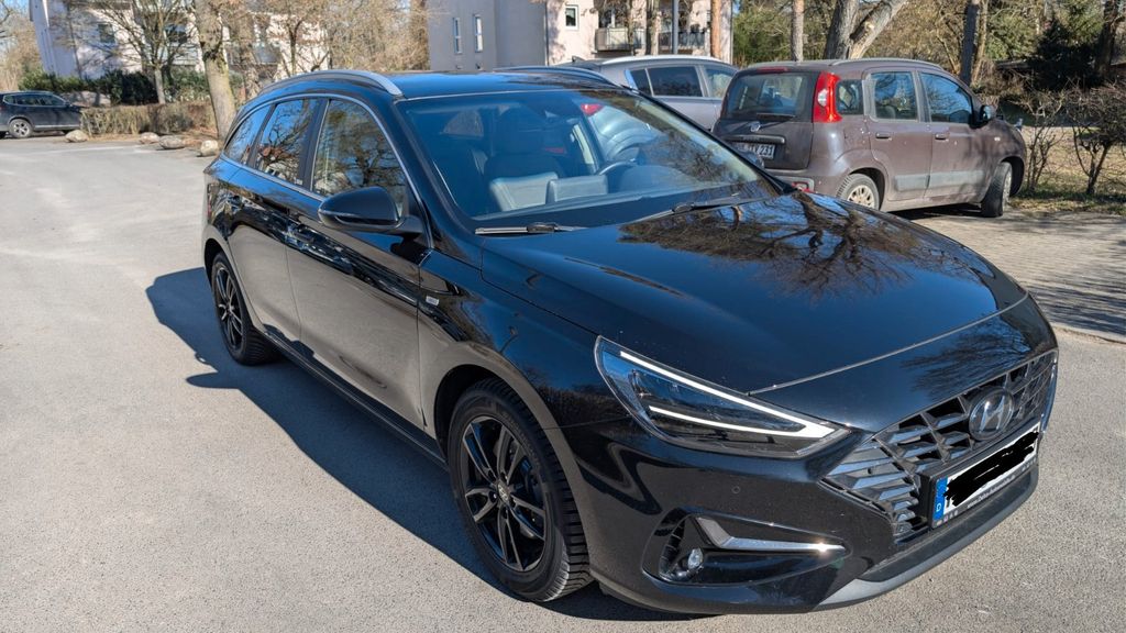 Hyundai i30 63.000 km 18.500 &euro; Brieselang 14656