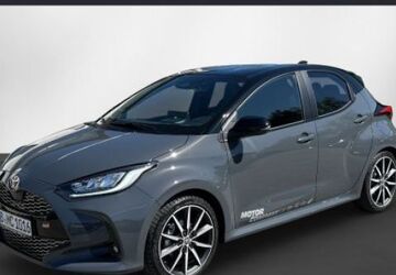 Toyota Yaris 3.000 km 34.980 &euro; Berlin 13403