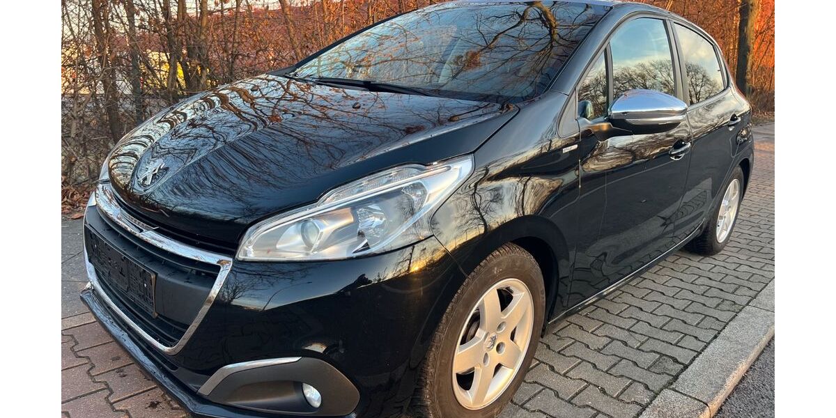 Peugeot 208 173.000 km 4.500 &euro; Berlin 12057