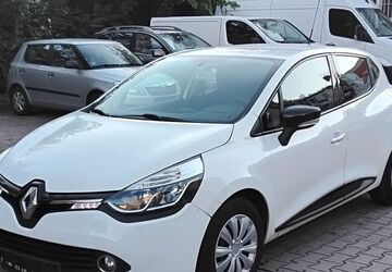 Renault Clio 146.200 km 5.850 &euro; Berlin 13409