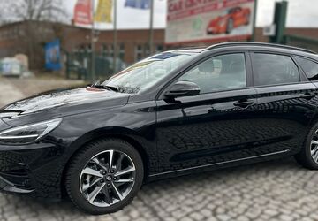 Hyundai i30 17.800 km 19.950 &euro; Berlin-Spandau 13585