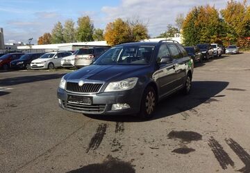 Skoda Octavia 229.000 km 2.400 &euro; Berlin 12249