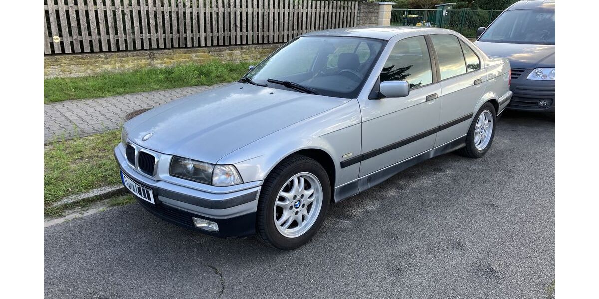 BMW 320 205.000 km 4.500 &euro; Berlin 12555