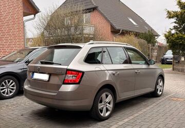 Skoda Fabia 51.270 km 12.990 &euro; Potsdam 14476