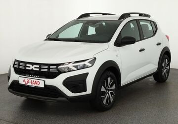 Dacia Sandero 1.308 km 17.490 &euro; Hoppegarten OT Hönow 15366