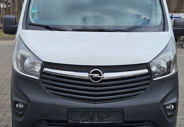 Opel Vivaro 178.000 km 9.900 &euro; Berlin 12107