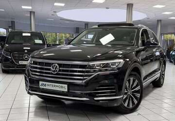 VW Touareg 87.998 km 40.990 &euro; Schönefeld/OT Großziehten 12529