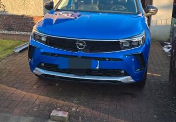Opel Grandland (X) 35.600 km 16.950 &euro; BLANKENFELDE-MAHLOW 15827