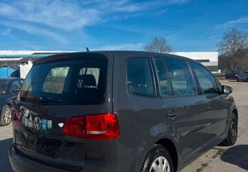 VW Touran 270.000 km 4.090 &euro; Velten 16727
