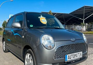 Daihatsu TREVIS 109.000 km 4.490 &euro; Berlin 10551