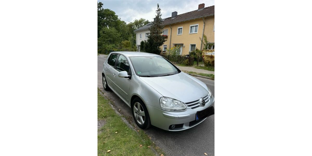 VW Golf 167.000 km 4.700 &euro; Berlin 12249