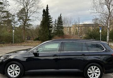 VW Passat Variant 180.000 km 14.500 &euro; Berlin 13597