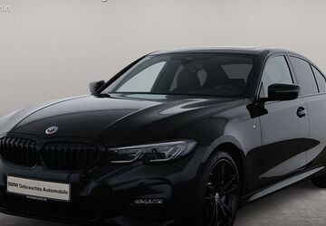 BMW 330 32.673 km 41.700 &euro; Berlin 12683