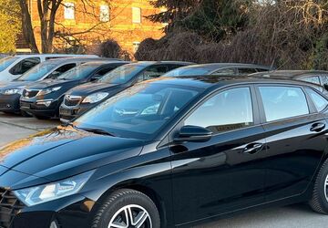 Hyundai i20 84.465 km 12.299 &euro; Berlin 13127