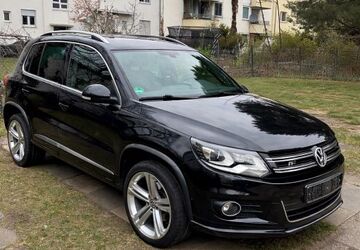 VW Tiguan 208.000 km 10.990 &euro; Berlin 13403
