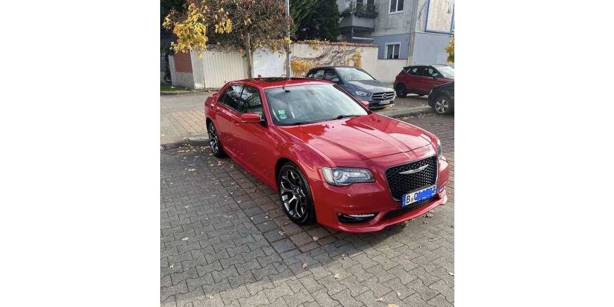 Chrysler 300C 94.000 km 23.000 &euro; Berlin 13581