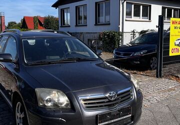 Toyota Avensis 228.649 km 1.950 &euro; berlin 12524