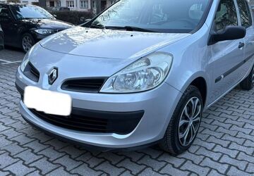 Renault Clio 70.000 km 3.399 &euro; Lankwitz 12249