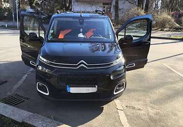 Citroen Berlingo 138.700 km 11.900 &euro; Berlin 10999