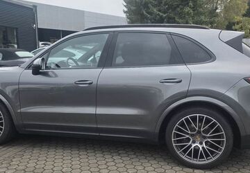 Porsche Cayenne 104.700 km 49.800 &euro; BERLIN 13509