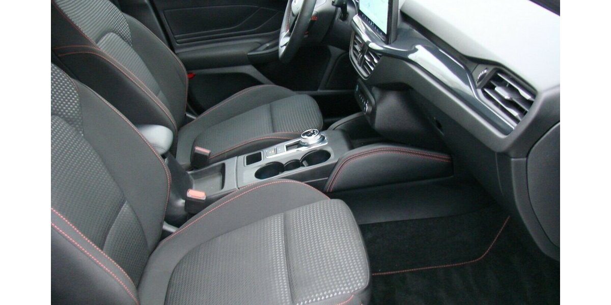 Ford Focus 1.5L TDCi ST-Line X ACC LED AHK HUD Bliss 12.043 km 22.980 &euro; Falkensee 14612