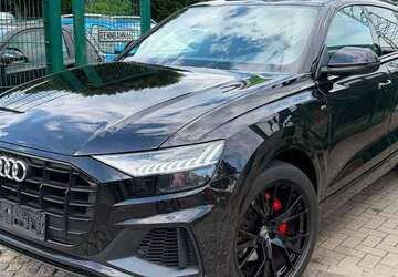 Audi Q8 99.759 km 49.490 &euro; Berlin 13086