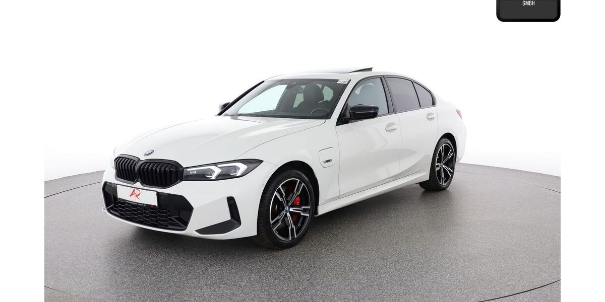 BMW 330 86.973 km 36.880 &euro; Berlin 12103