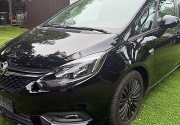 Opel Zafira Automatik 7 Sitze Kamera PDC 120 Jahre 83.080 km 13.900 &euro; Berlin 10247