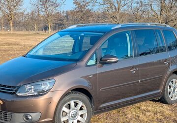 VW Touran 217.500 km 6.900 &euro; Oberkrämer 16727