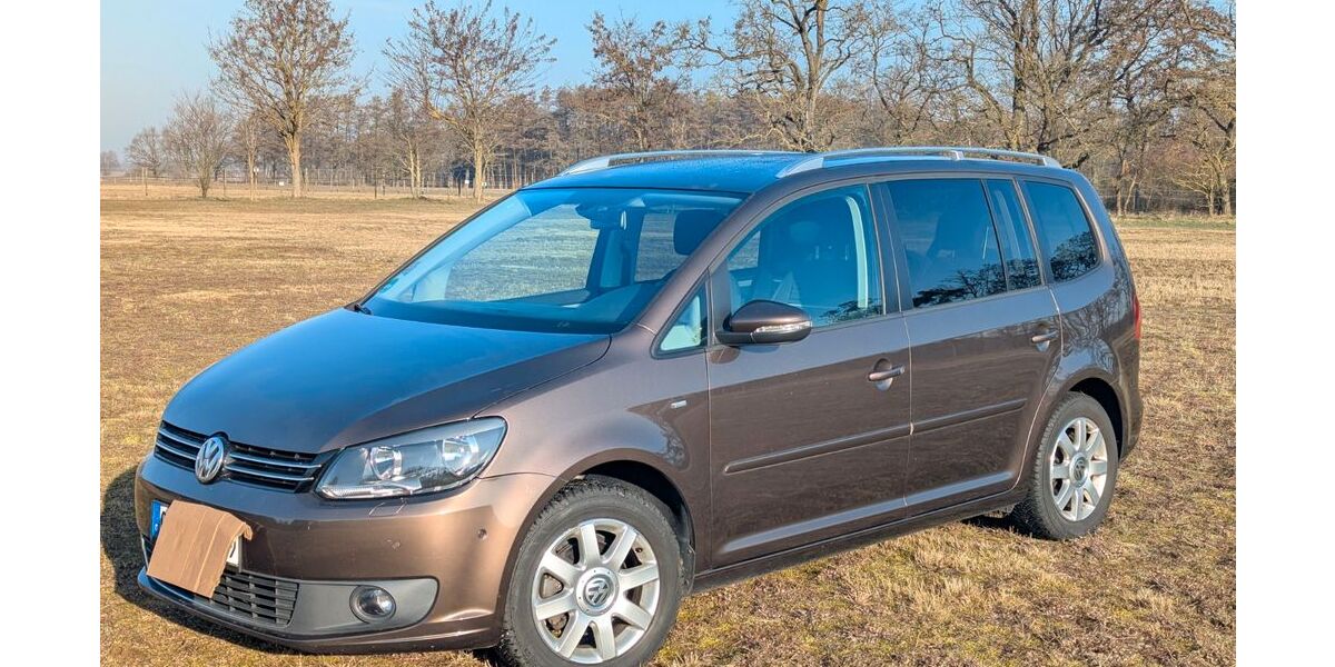 VW Touran 217.500 km 6.900 &euro; Oberkrämer 16727