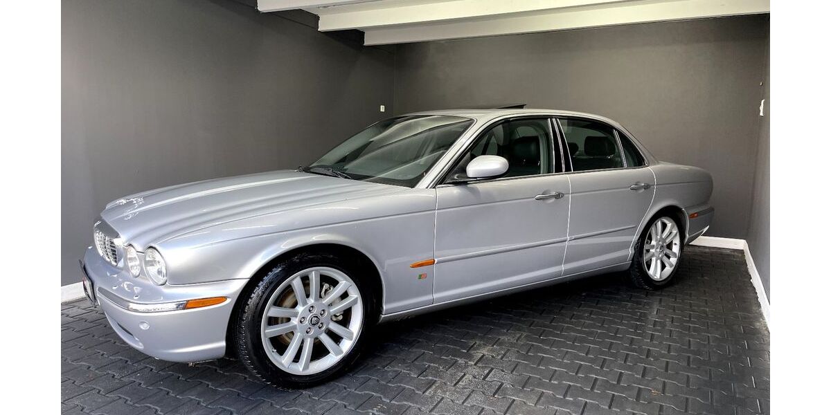 Jaguar XJ 200.000 km 7.990 &euro; Berlin 12279