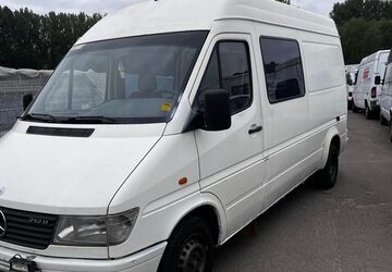 Mercedes-Benz Sprinter 212.000 km 5.999 &euro; berlin 13089