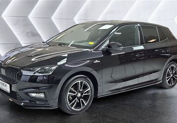 Skoda Fabia 16.501 km 23.990 &euro; Berlin 13051