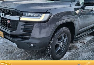 Toyota Land Cruiser 10 km 169.939 &euro; Berlin 10785