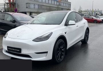 Tesla Model Y 66.390 km 34.300 &euro; Teltow 14513