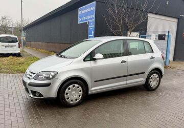 VW Golf 134.350 km 4.599 &euro; Berlin 12681