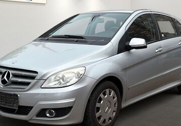 Mercedes-Benz B 180 200.605 km 2.699 &euro; Berlin 12681
