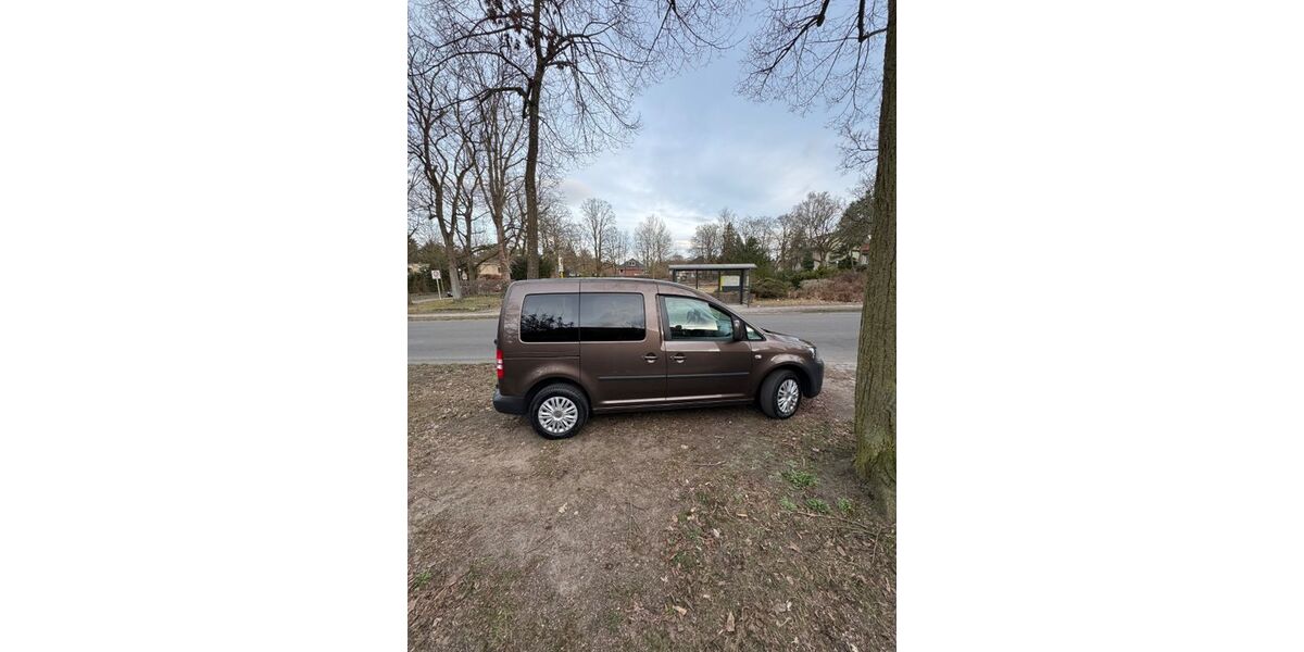 VW Caddy 209.000 km 6.700 &euro; Berlin 13465